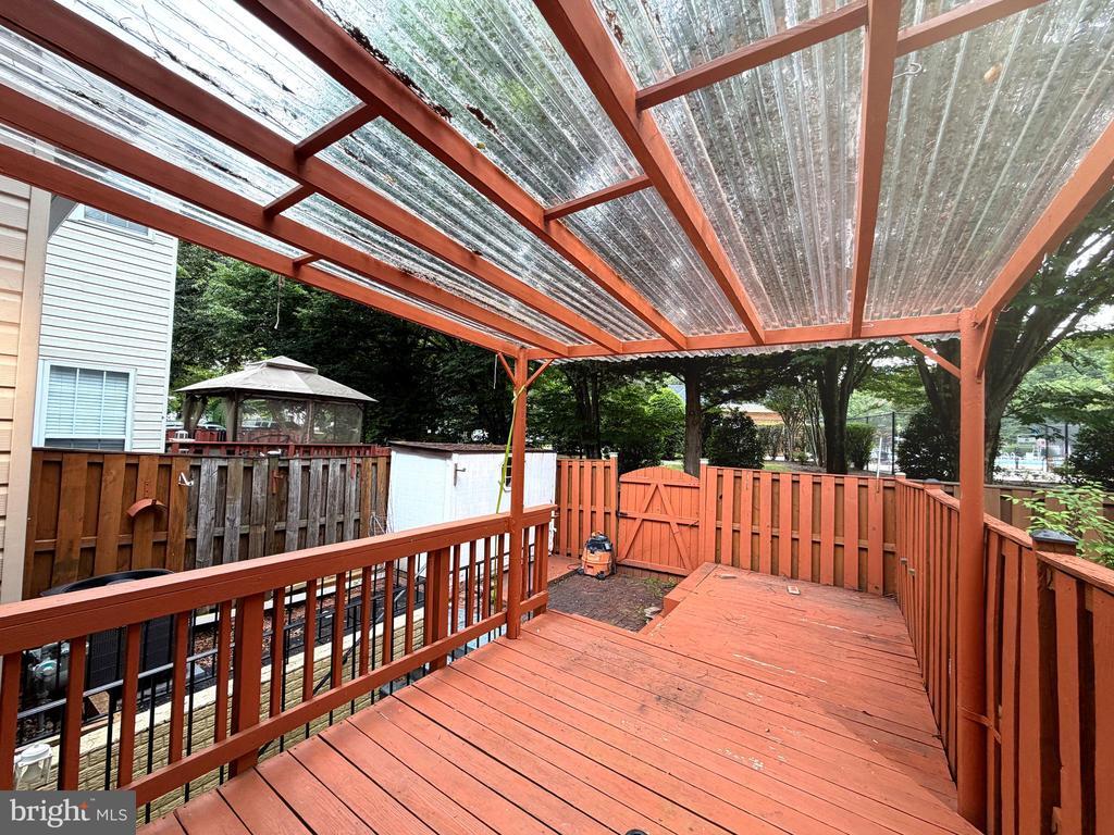 Photo - 5944 Raina Dr