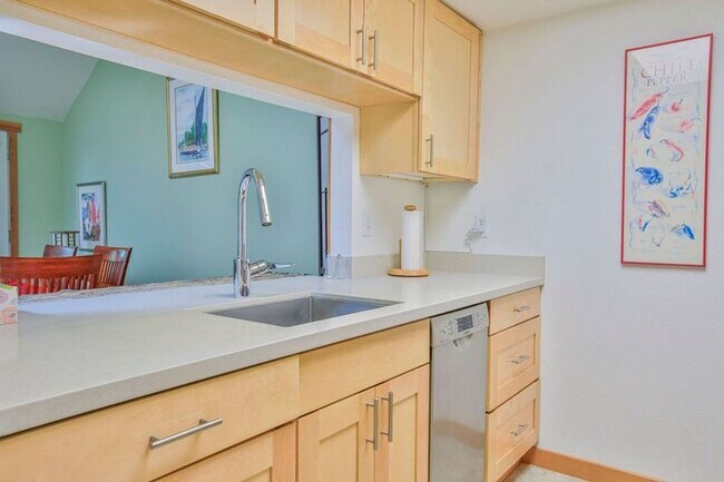 Photo - Lovely Fully Furnished Langley Condo-Ready... Unit A-2