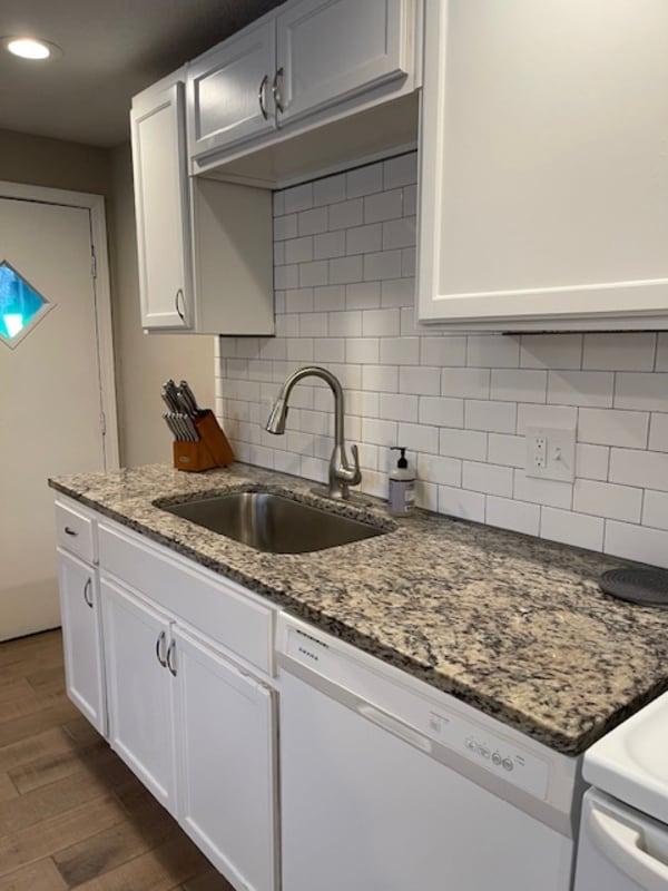 Photo - 4215 Wyoming St