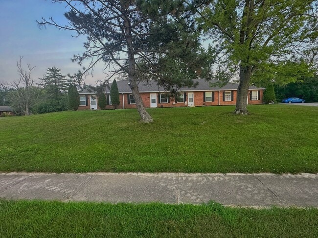 Building Photo - 9862 Mandel Dr Unit 9862 Mandel Drive
