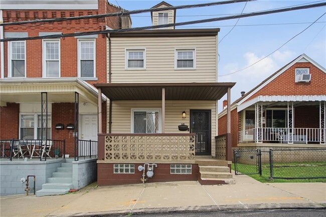 Building Photo - 4914 Cypress St