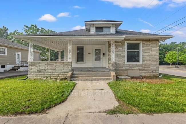 Photo - 602 E Jackson St House