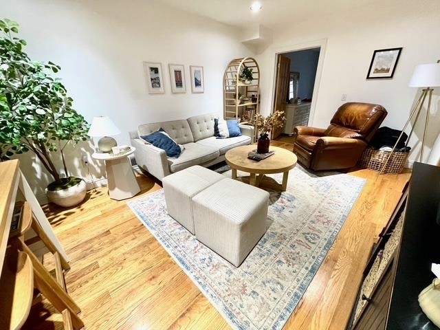 Photo - 169 Grand St
