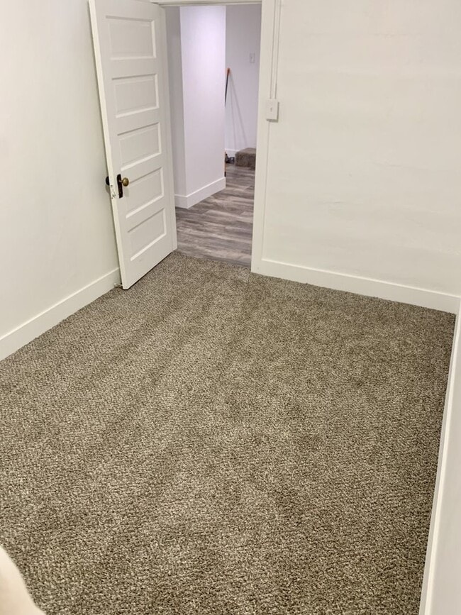 Photo - RES_6158LLC_DENSLEY_470 Unidad Downstairs