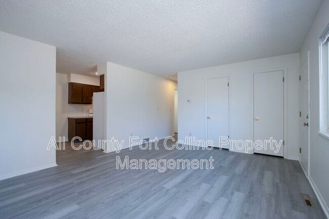 Photo - 1718 Larch St Unit 2