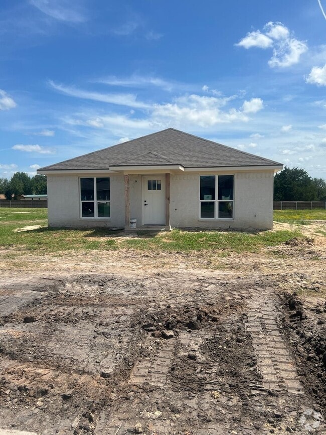 Building Photo - BRAND NEW BUILD Rental