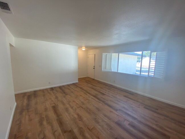 **751 Higgins Rd #27 Barstow** 3 bedroom 2... - **751 Higgins Rd #27 Barstow** 3 bedroom 2... Casa