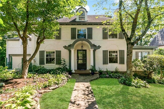 Photo - 126 Edgemont Rd House