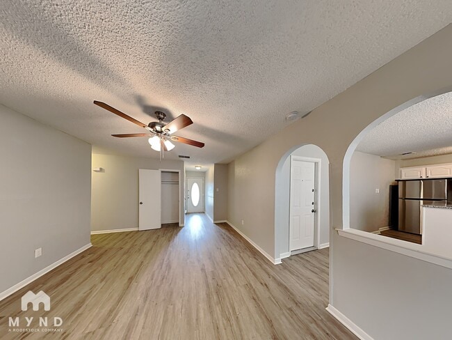 Photo - 1203 Thannisch Ct