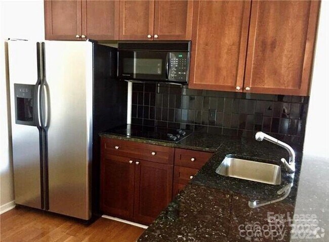 Building Photo - 2125 Southend Dr Unit 402 Rental