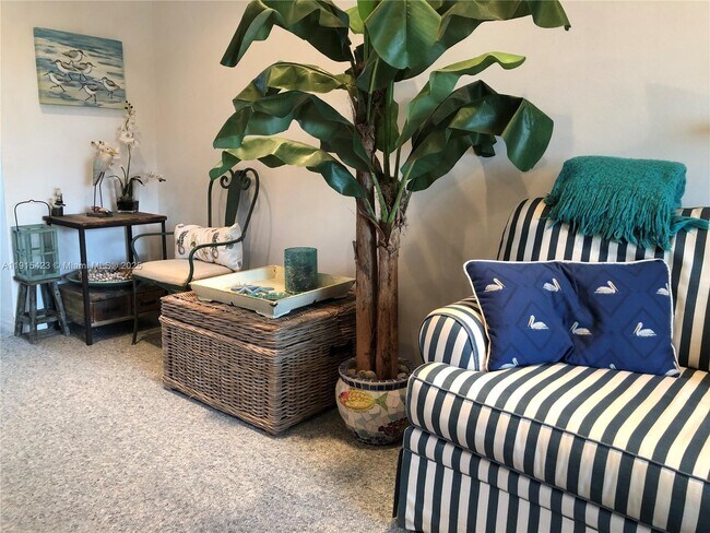 Photo - 1801 S Surf Rd Unidad 4