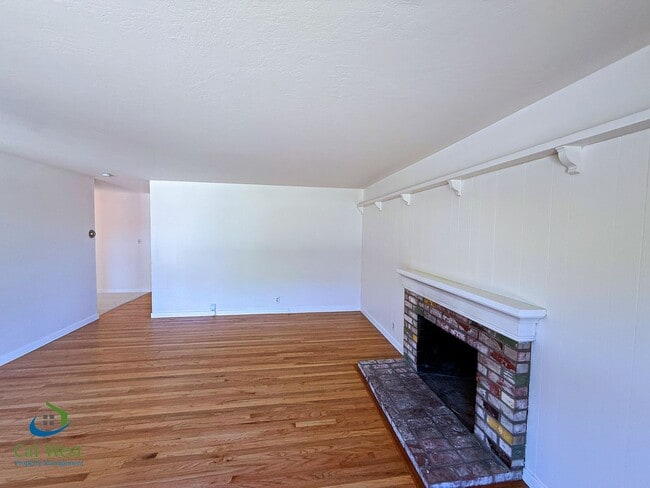 Photo - $4695 - 3 Bd/2 Ba Santa Clara Home on cul-de-sac with large backyard-Pets Possible with approval!