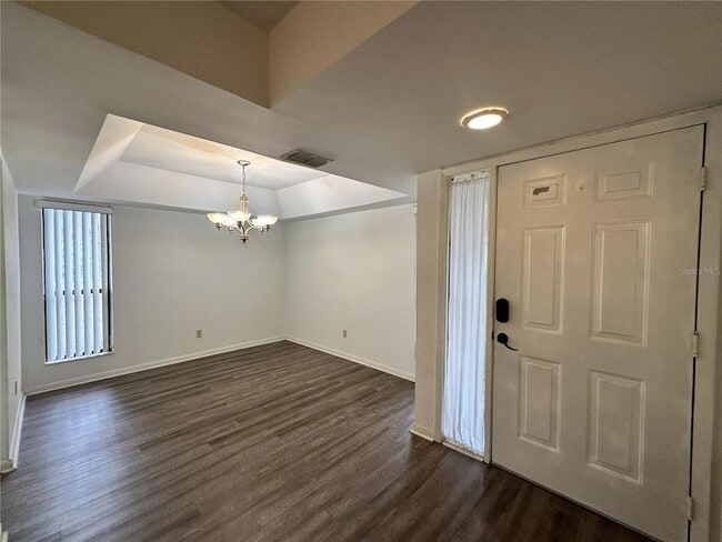 Photo - 13 Surrey Ct