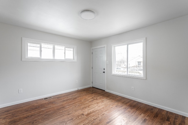 Photo - 2106-2108 Blackford St Unit 2106 Blackford St