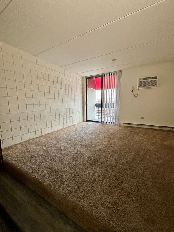 Photo - 2668 Elmwood Ave