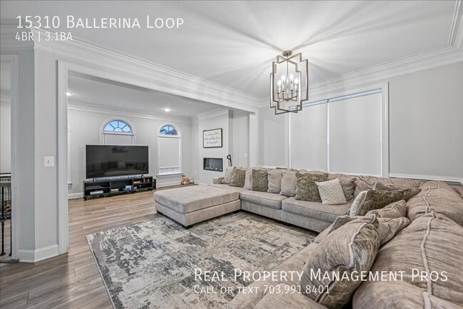15310 Ballerina Lp