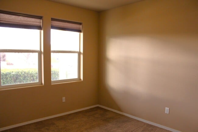 Photo - 2244 Kingswood Dr