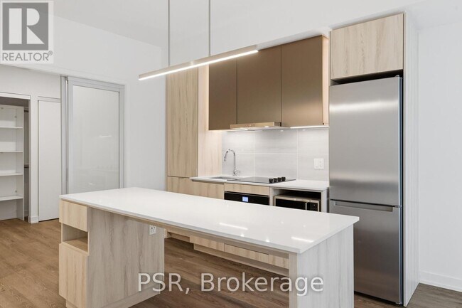 Photo - 70 Ordnance St Unit 1802