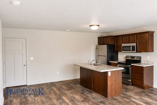 Photo - Large Herriman 3 Bed 2 Bath Town Home!