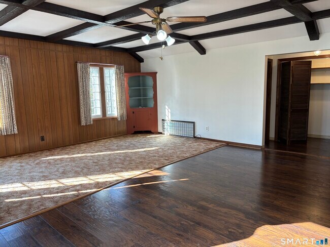 28 Carpenter Rd