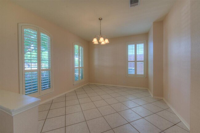 Photo - 16813 Luckenwald Dr