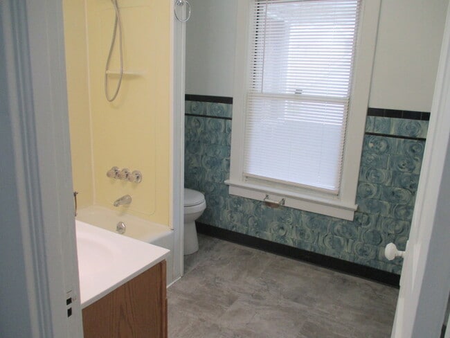 Photo - 534 Glenwood Ave