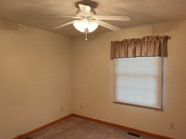 Photo - Move in Ready!!! 3 Bedroom 2 Bath Sherman!!