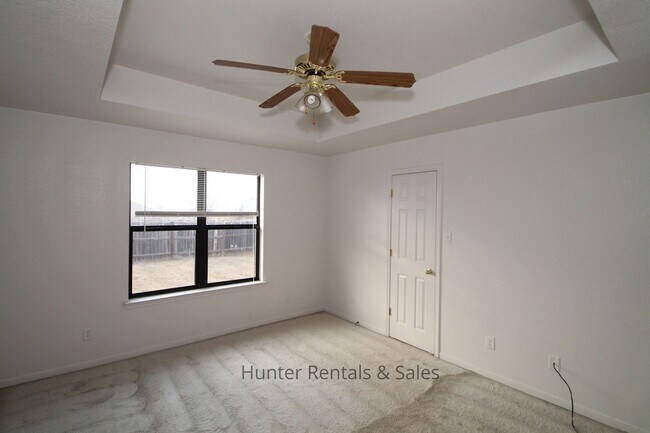 Photo - Low Traffic Circle!