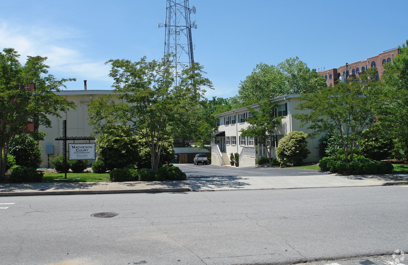 Mathieson Court - Mathieson Court