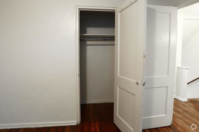 Closet - Woodland Village Townhouses