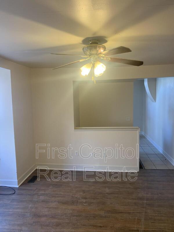 Photo - 711 N George St Unit Apt 1