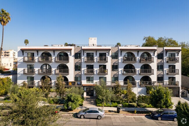 Photo - Formosa Fountain by Wiseman