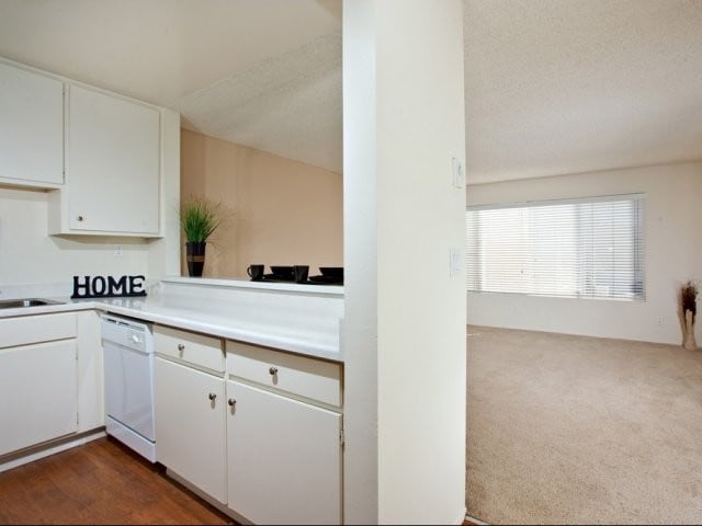 Elan Coco Palms Kitchen Living Room - Elan Coco Palms