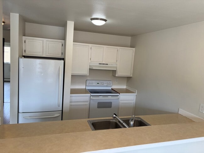 Photo - 1120 Golden Dawn Cir Unit 2