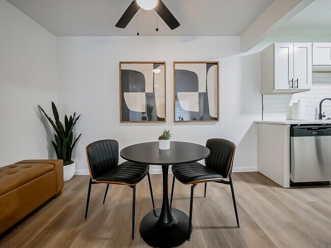 Dining room - Z on Plymouth Luxury Apartments
