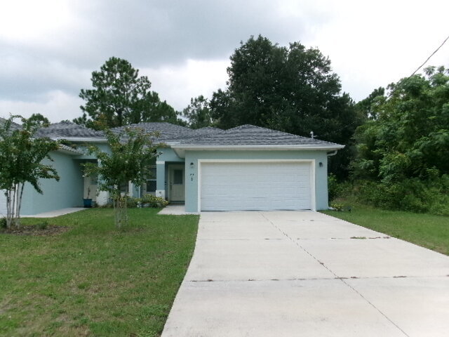 Desirable neighborhood. - Desirable neighborhood.