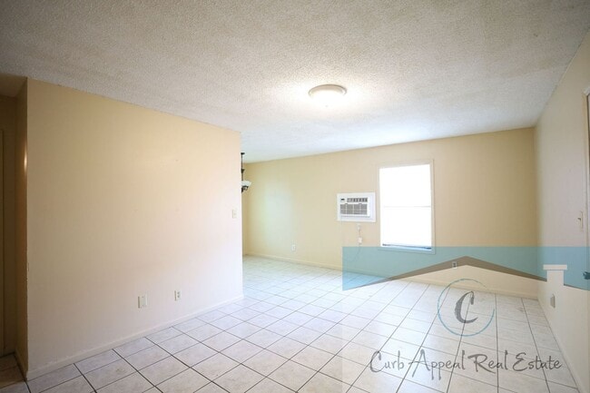 117 N Rogers St Unit 13