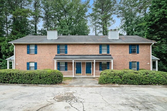 Building Photo - 2BR/1.5BA Townhome Near Downtown Snellville!