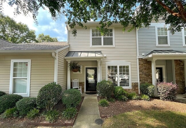 Photo - 2709 Willow Pines Pl