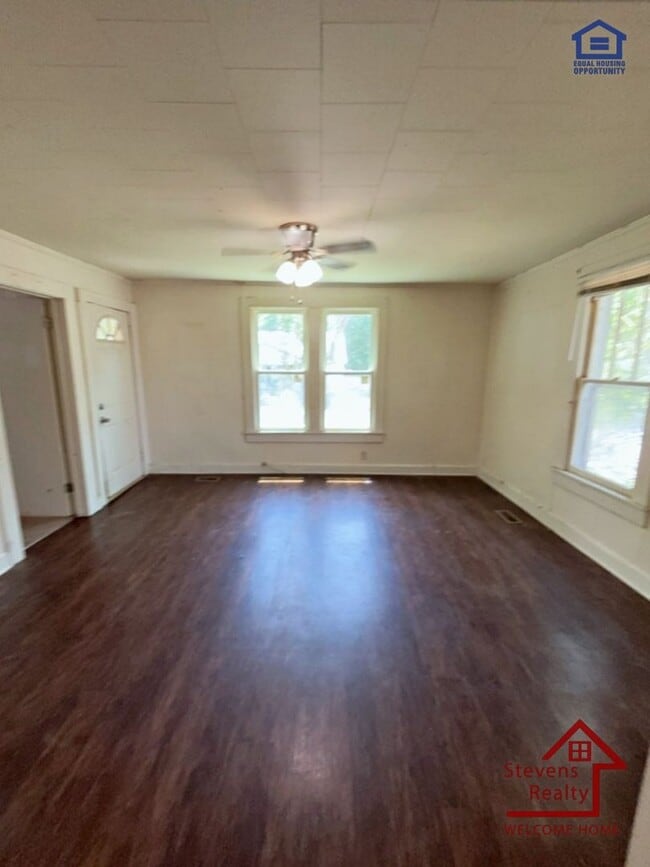Photo - 116 Walker St