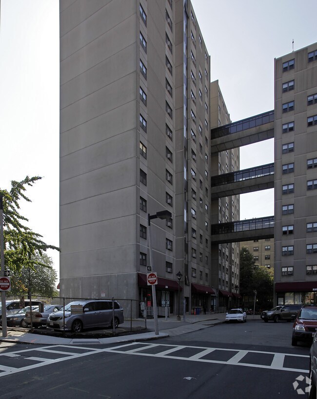 Primary Photo - Tai Tung Village