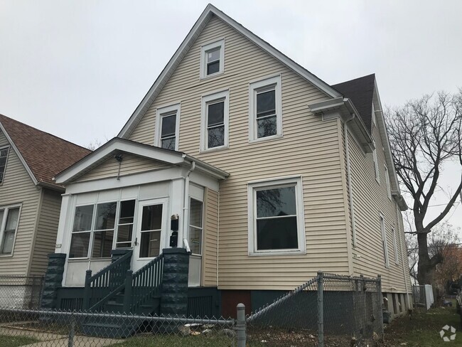 Building Photo - 2655-55A N 24th St Unit 2655 Rental