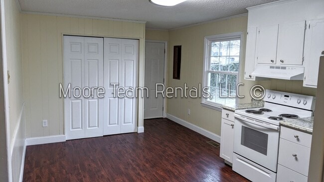 Photo - 3 Bed / 1 Bath House