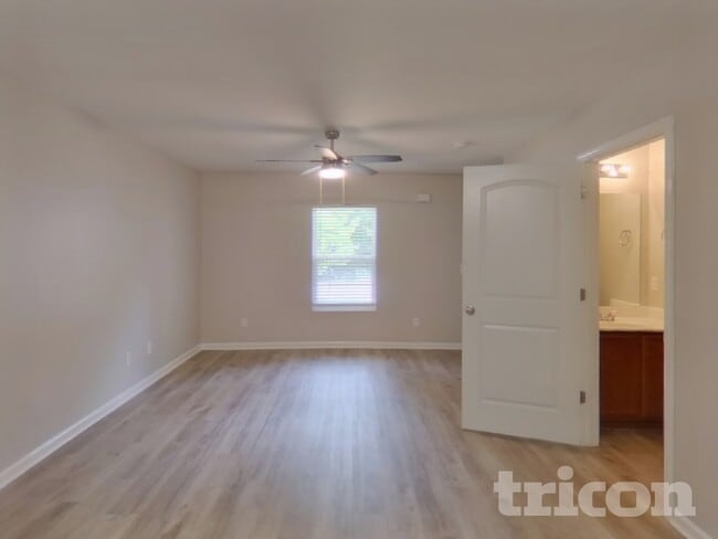 Photo - 155 Tybo Dr