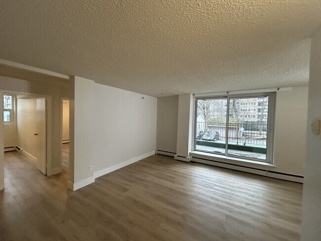 Photo - 1157-1157 Tower Rd Unité 103