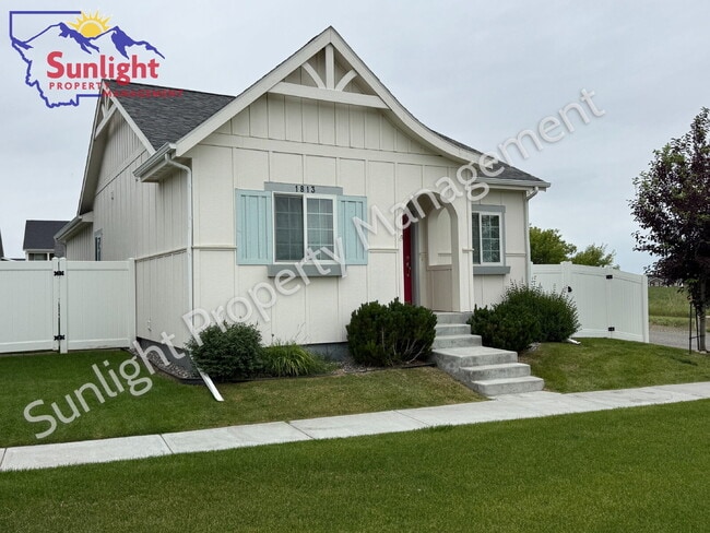 Photo - Modern 2 Bed 2 Bath Single Family Home that allows small pets!