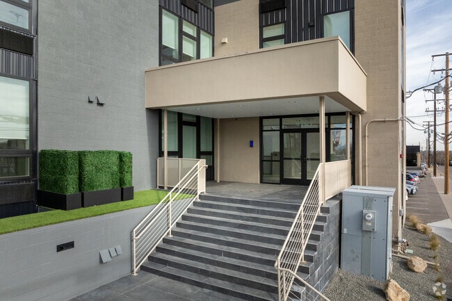 Viewpoint 41 Lofts