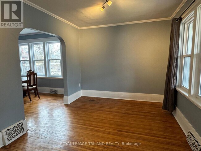 Photo - 140 Arundell St