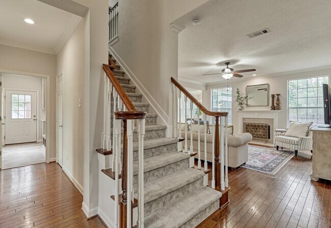 Photo - 47 Firethorn Pl