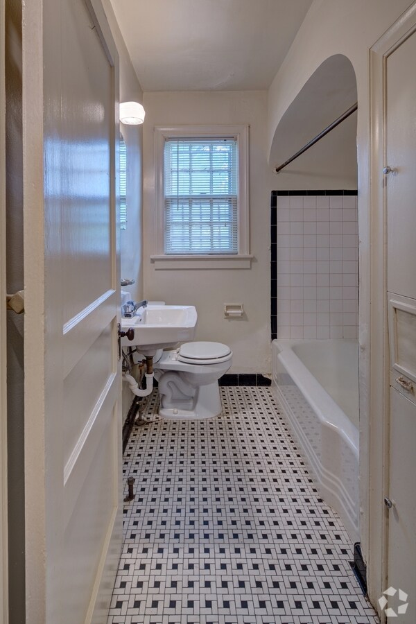 Overton Place Apartments Memphis, TN